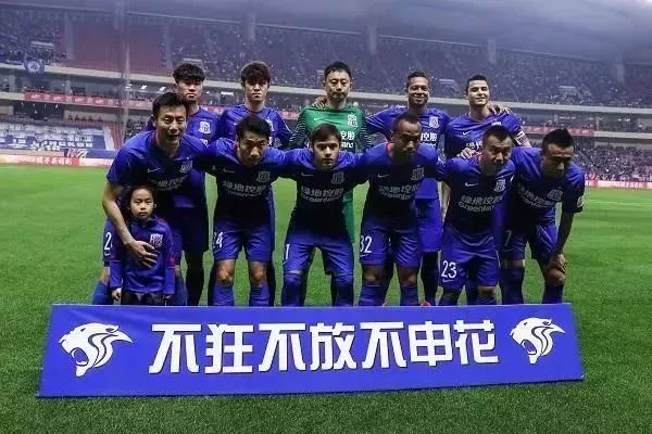 LPL今日首发：小奶油对上Rookie