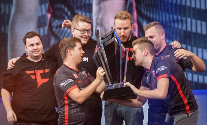 EDG不敌DRX淘汰，四强赛程已出