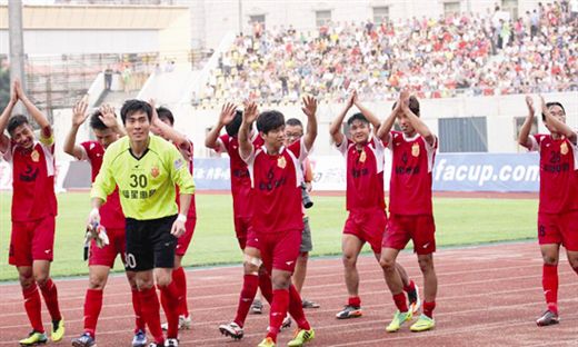 不愧是GZI，GALA成为LPL第二位AD位置FMVP