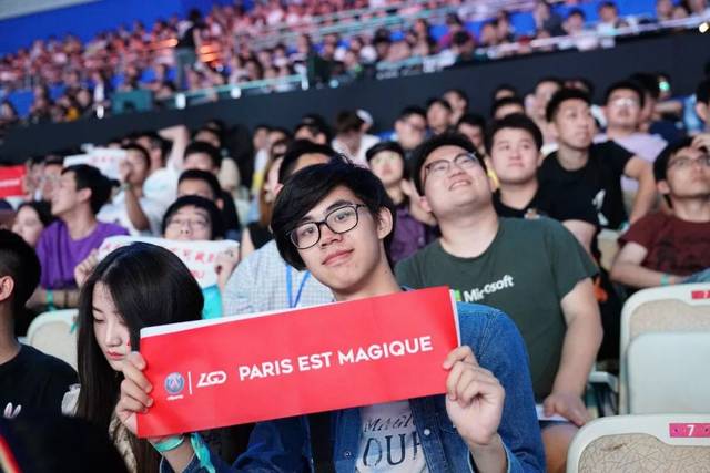 NAVI 击败 NIP 成为 StarLadder StarSeries 2025 秋季赛冠军